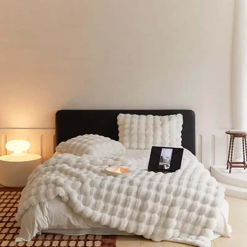 Housse d'oreiller en fausse fourrure de lapin