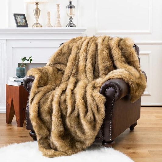 Plaid en fausse fourrure de renard