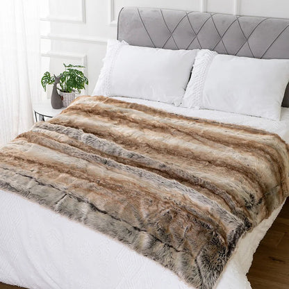 Plaid Luxe en Fausse Fourrure de Vison – Douceur et Élégance
